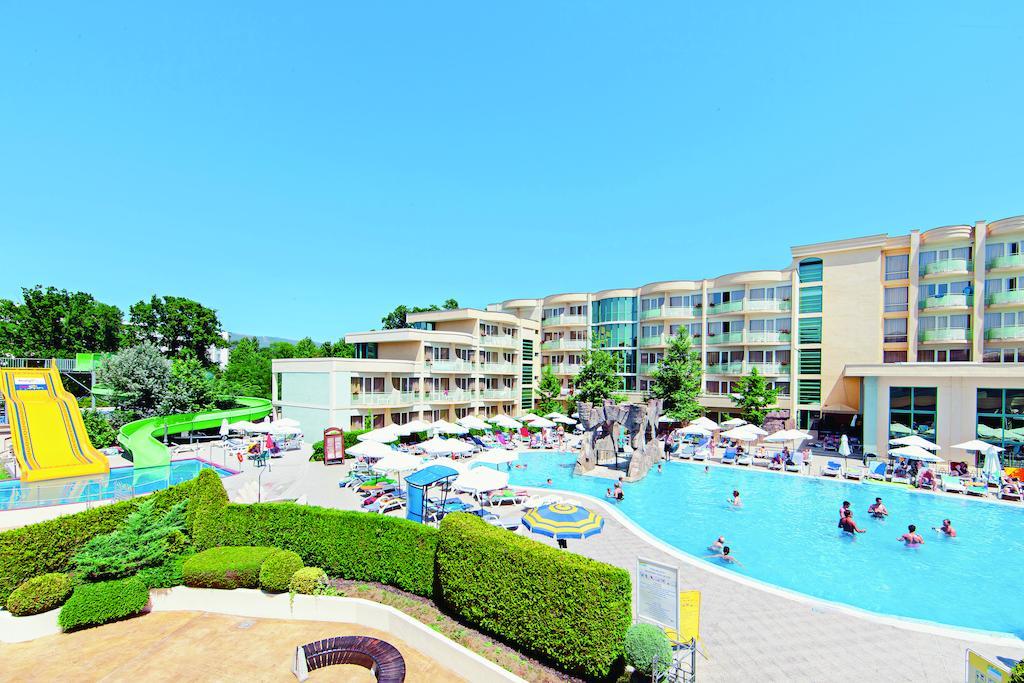 Flora Park Sunny Beach